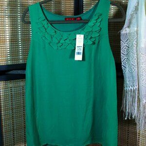Elle Sorbet Dreams Sleeveless Blouse in Deep Green